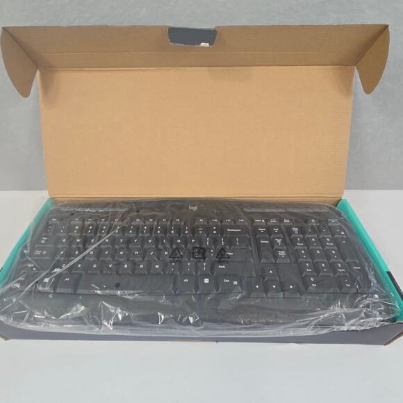 Logitech mk320 Wireless Full Keyboard & Mouse Combo with USB Receiver - Picture 4 of 16